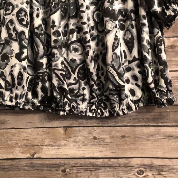 Violet & Claire top 2X - Picture 3 of 5